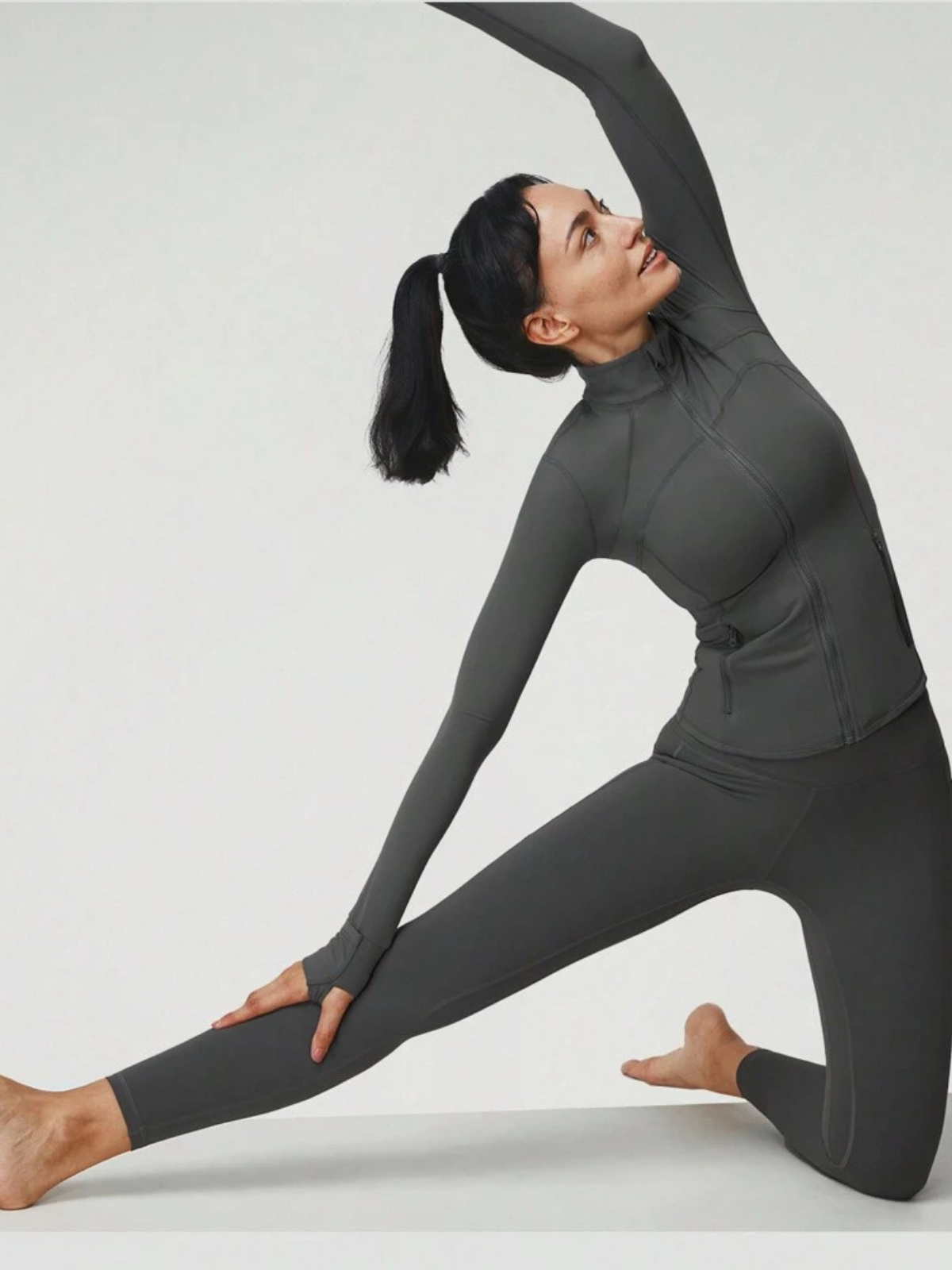 Leggings de tiro alto Soft Move con fibra Tactel elástica en cuatro direcciones para estudios de yoga de todos los niveles.