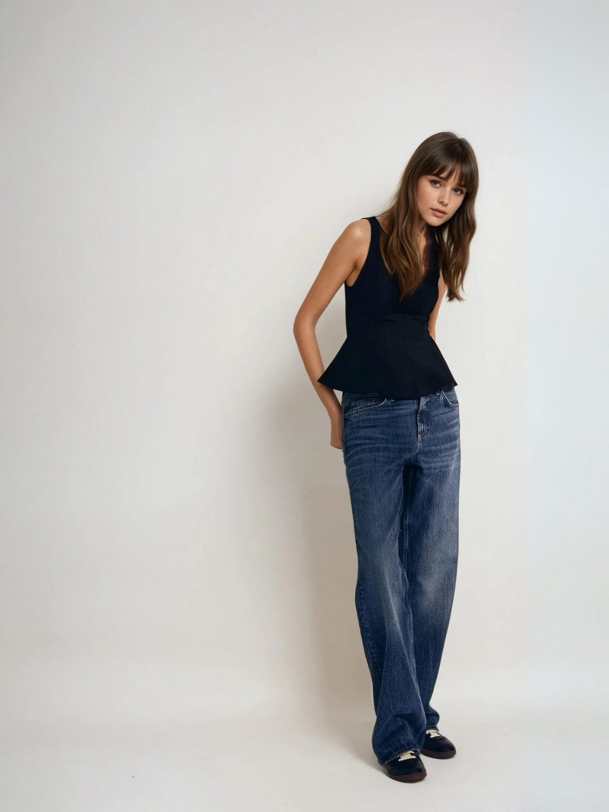 Slim-fit Square Collar Sleeveless Peplum Top - LA FEMME WANDERER