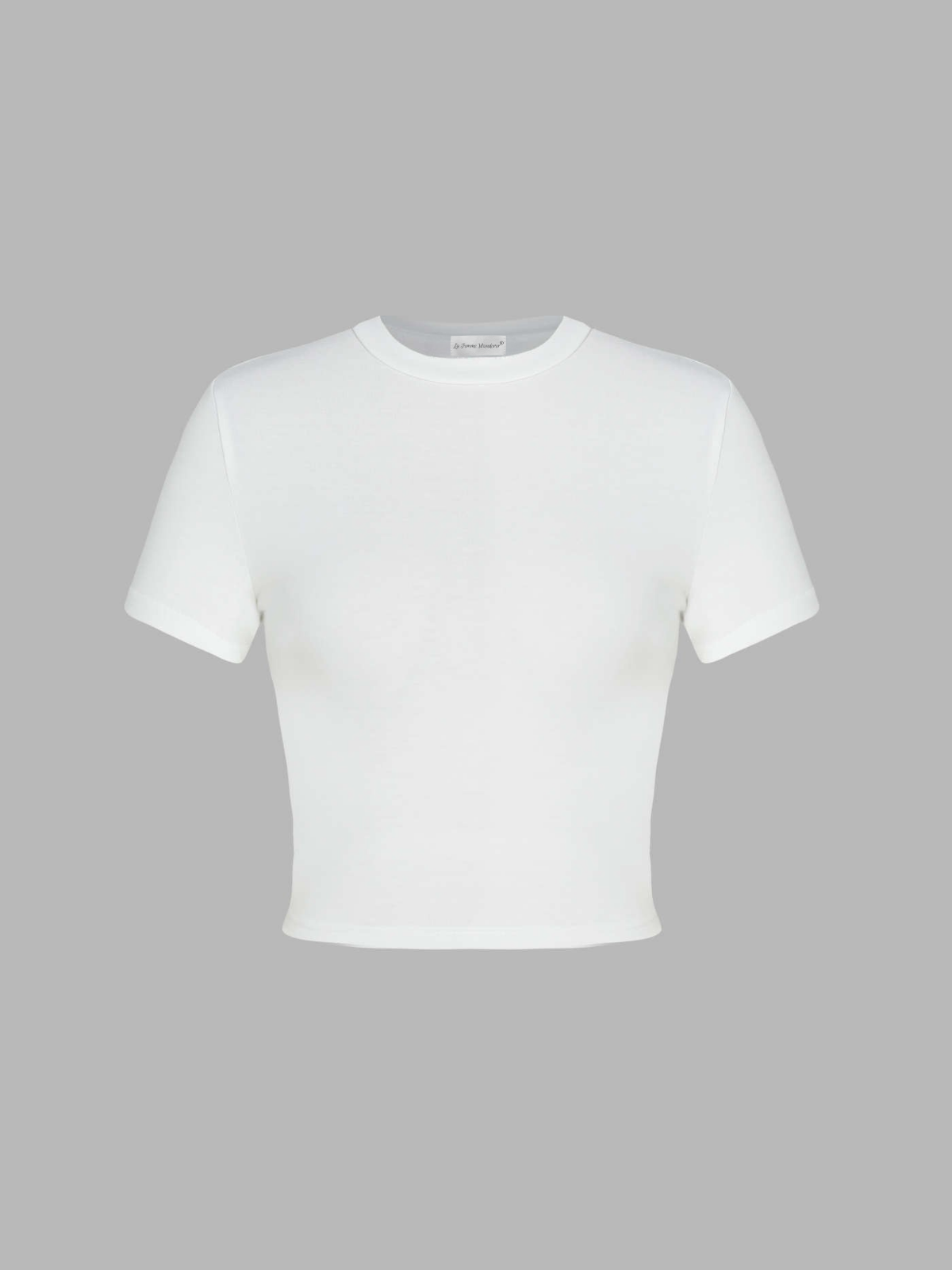 Timeless Style Fitted Tee - LA FEMME WANDERER