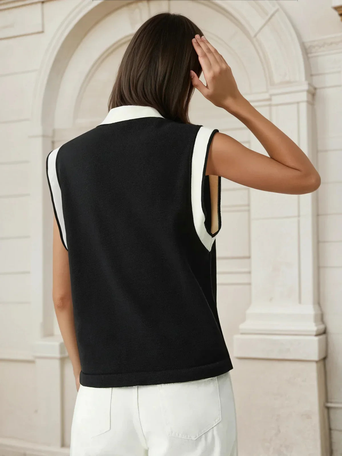Buckle Knitted Contrast Trim Sweater Vest - LA FEMME WANDERER