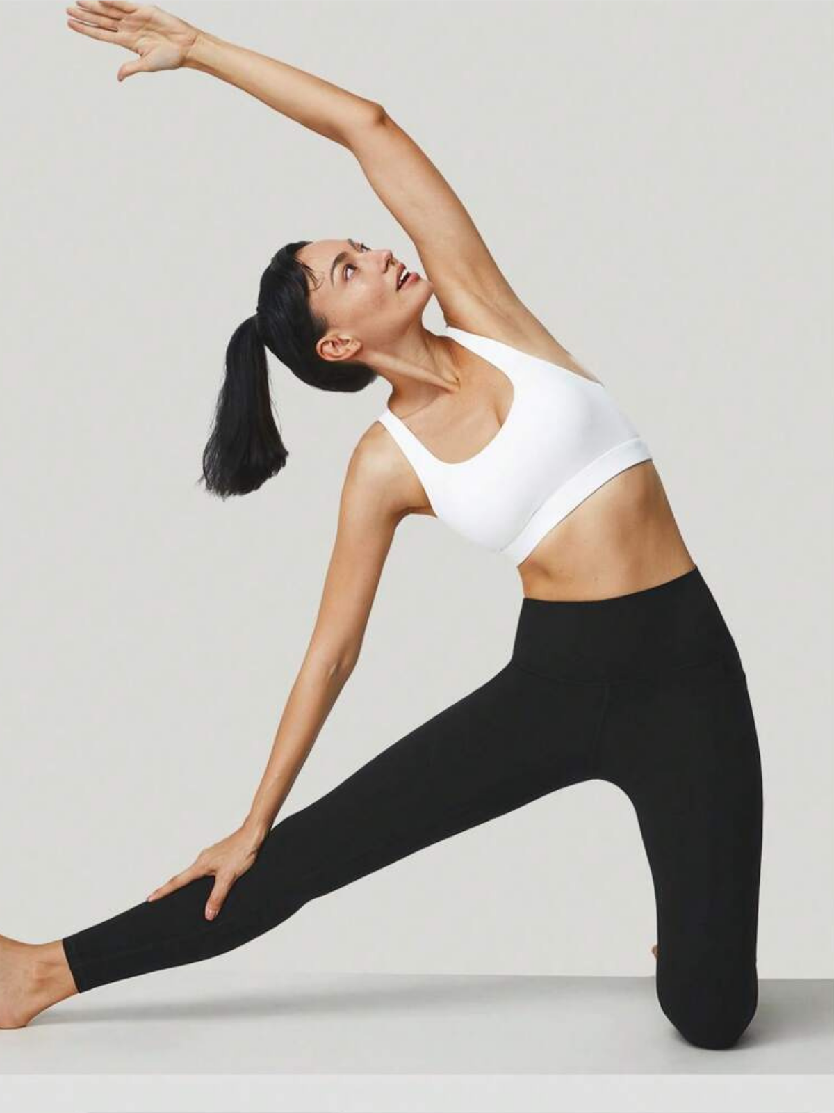 Leggings de tiro alto Soft Move con fibra Tactel elástica en cuatro direcciones para estudios de yoga de todos los niveles.