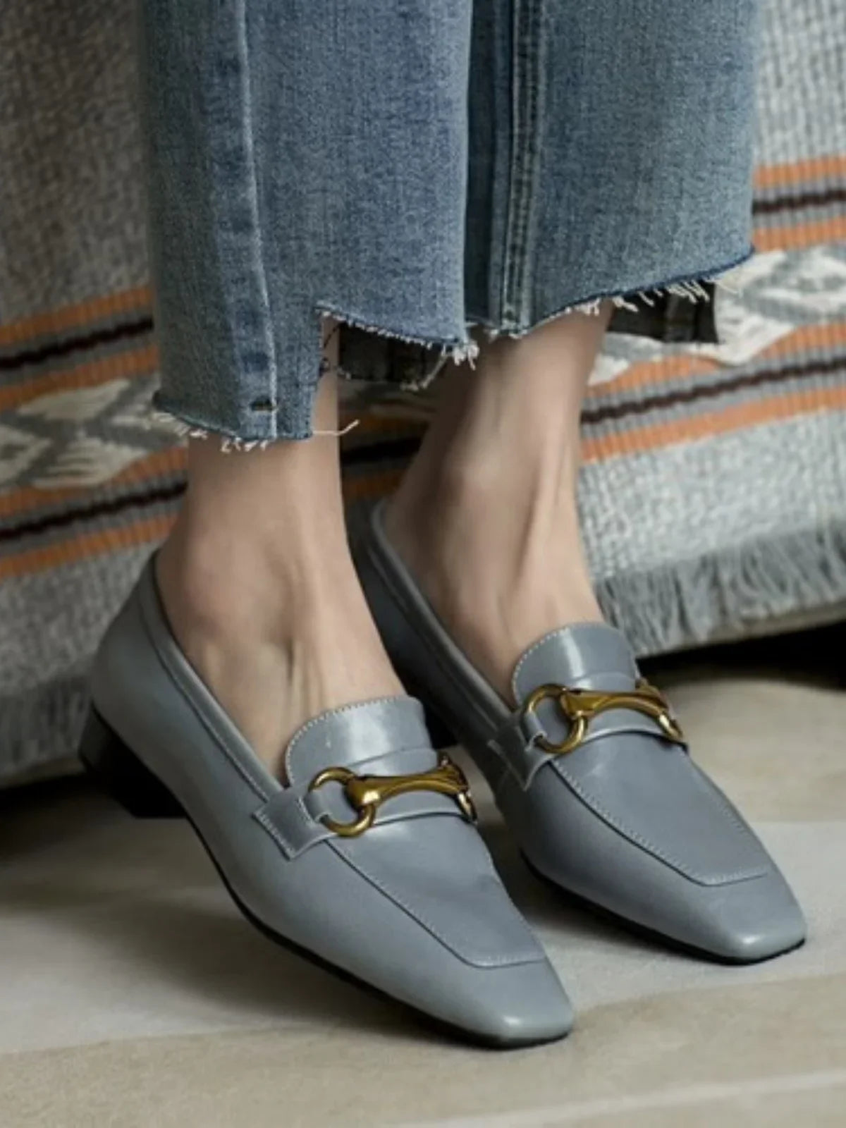 Leather Flat Shoes With Low Heel Metal Accent Square Toe - LA FEMME WANDERER