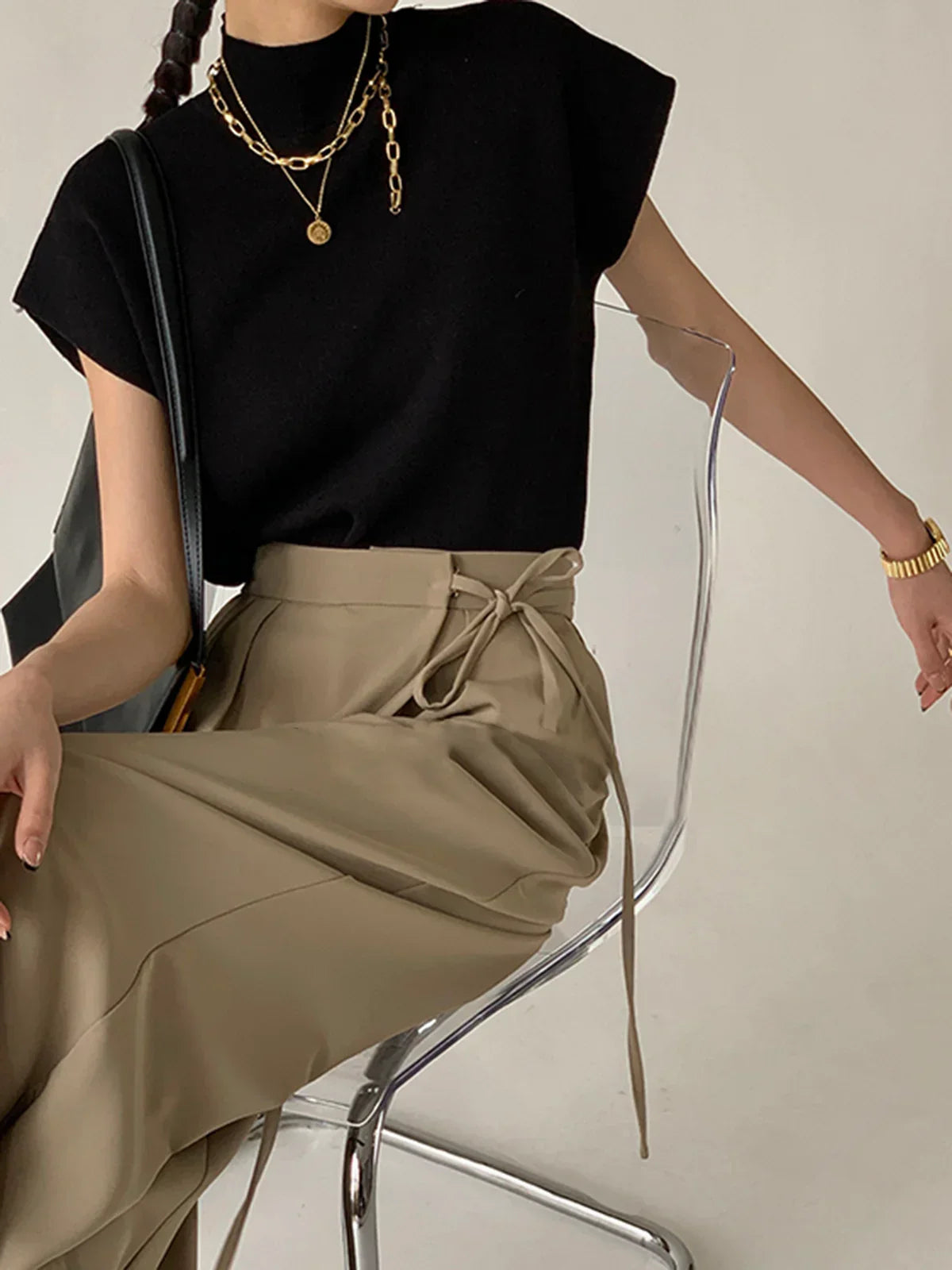 Leisurely Solid Pullover Sweater Vest - LA FEMME WANDERER