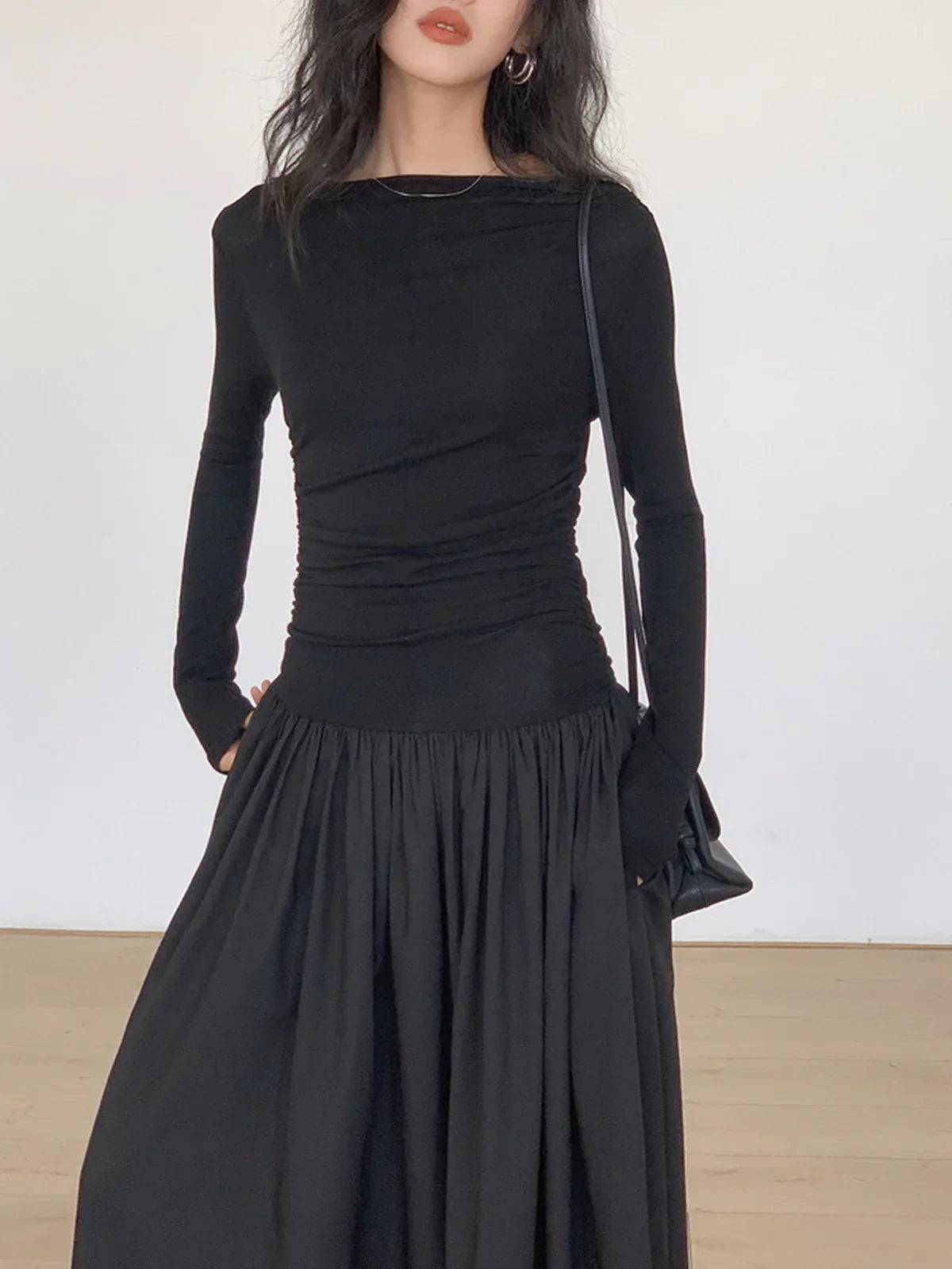 Pleated Patchwork Knit Long Sleeve Midi Dress - LA FEMME WANDERER