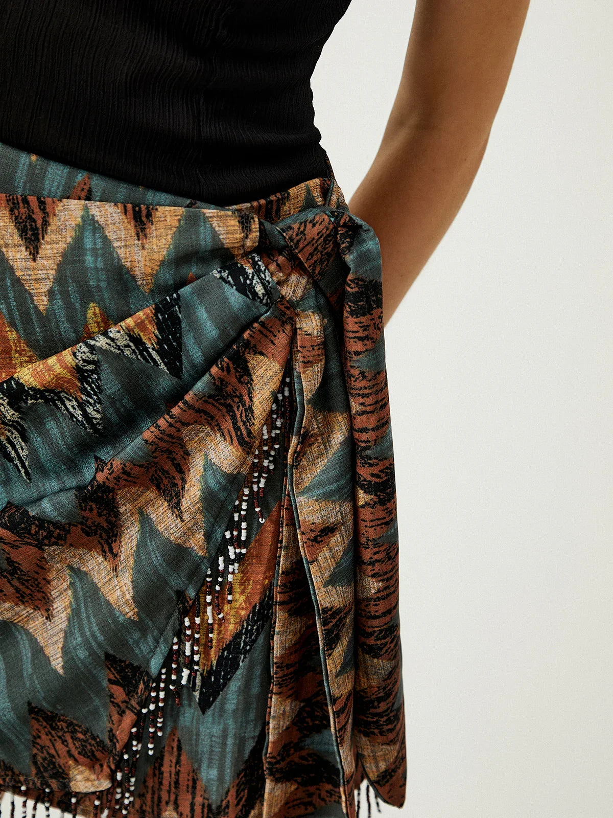 Print Tassel Hem Knotted Mini Skirt - LA FEMME WANDERER