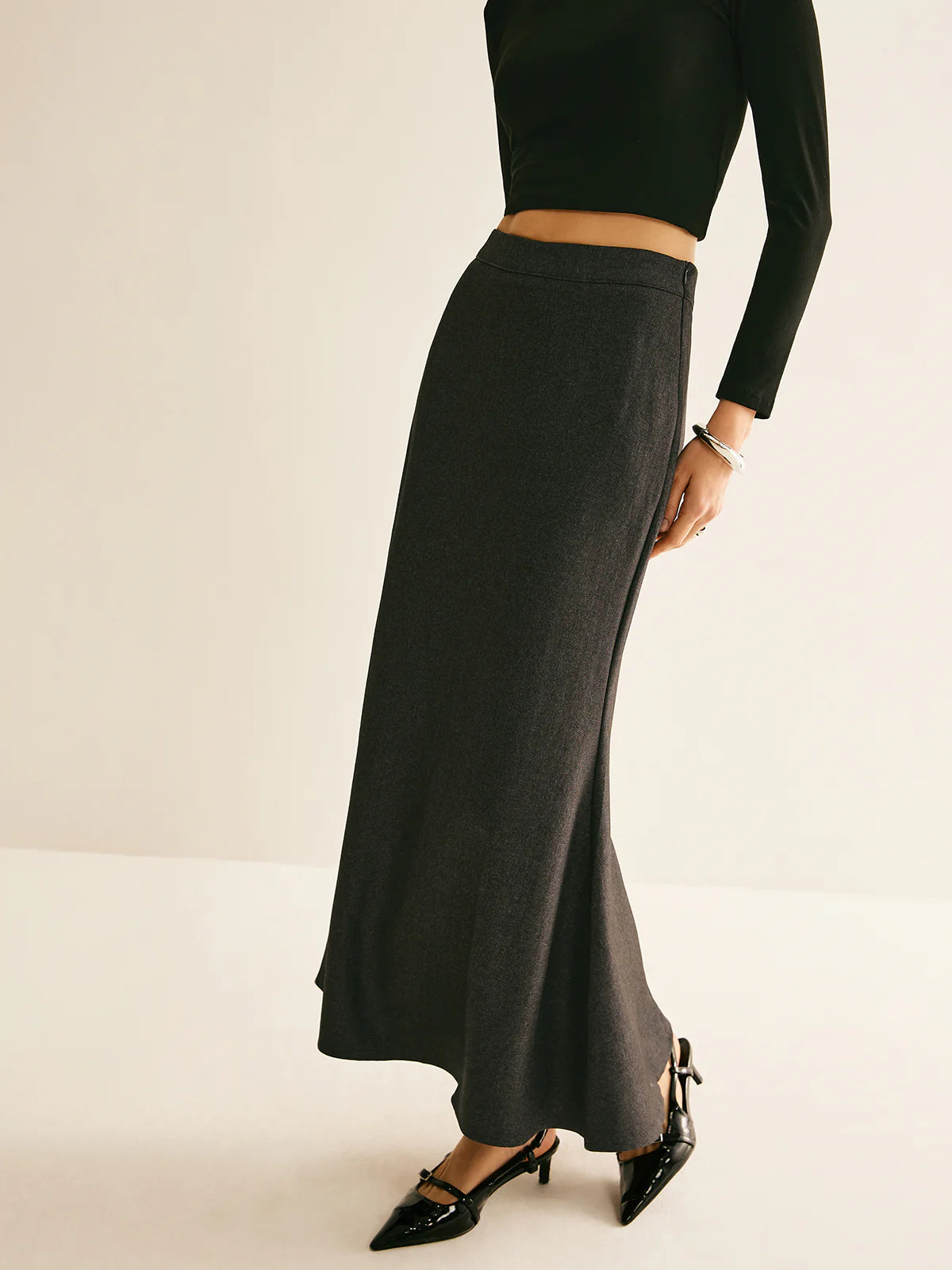 Regular Fit Back Split Skit - LA FEMME WANDERER