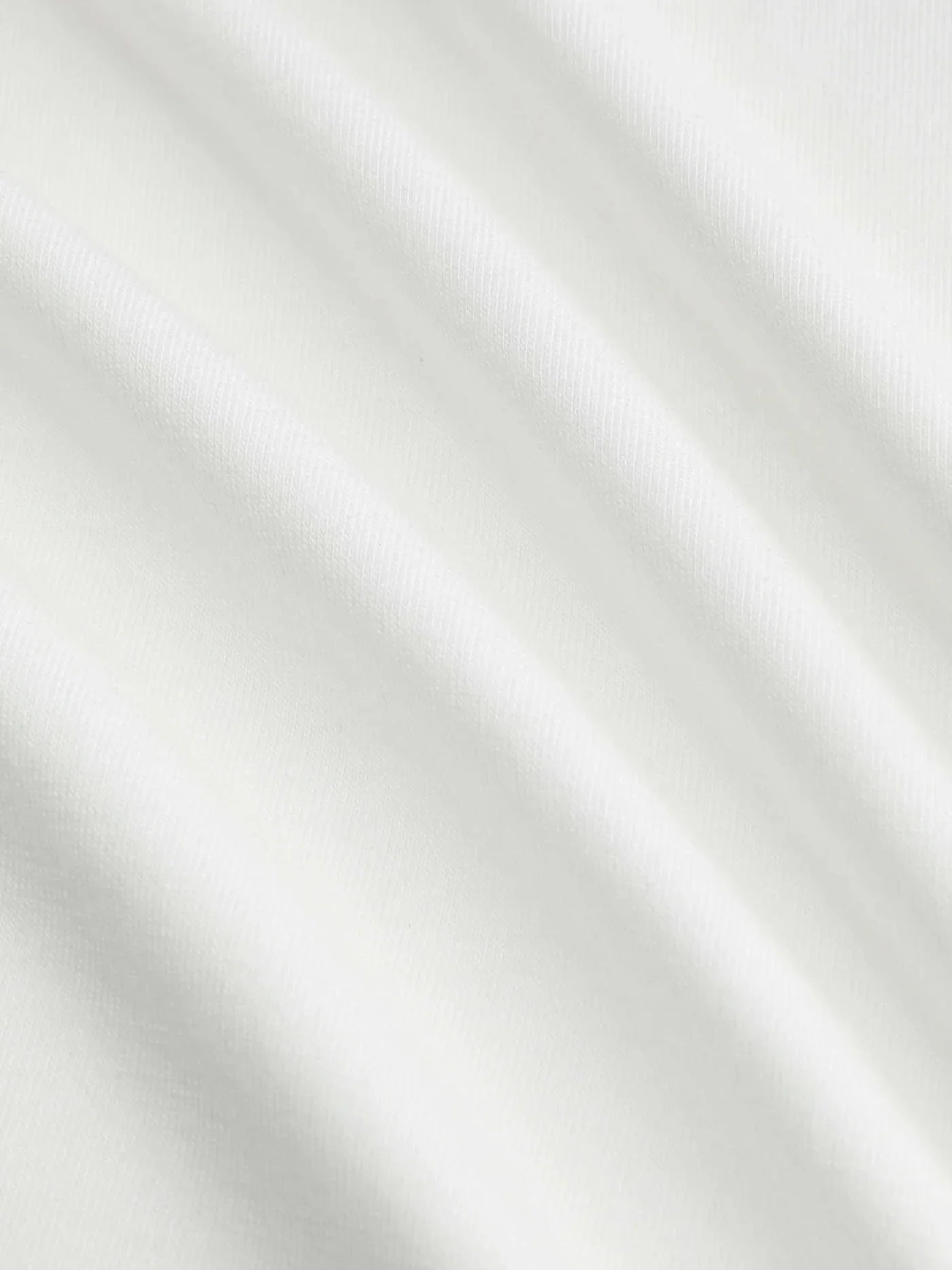 Timeless Style Fitted Tee - LA FEMME WANDERER