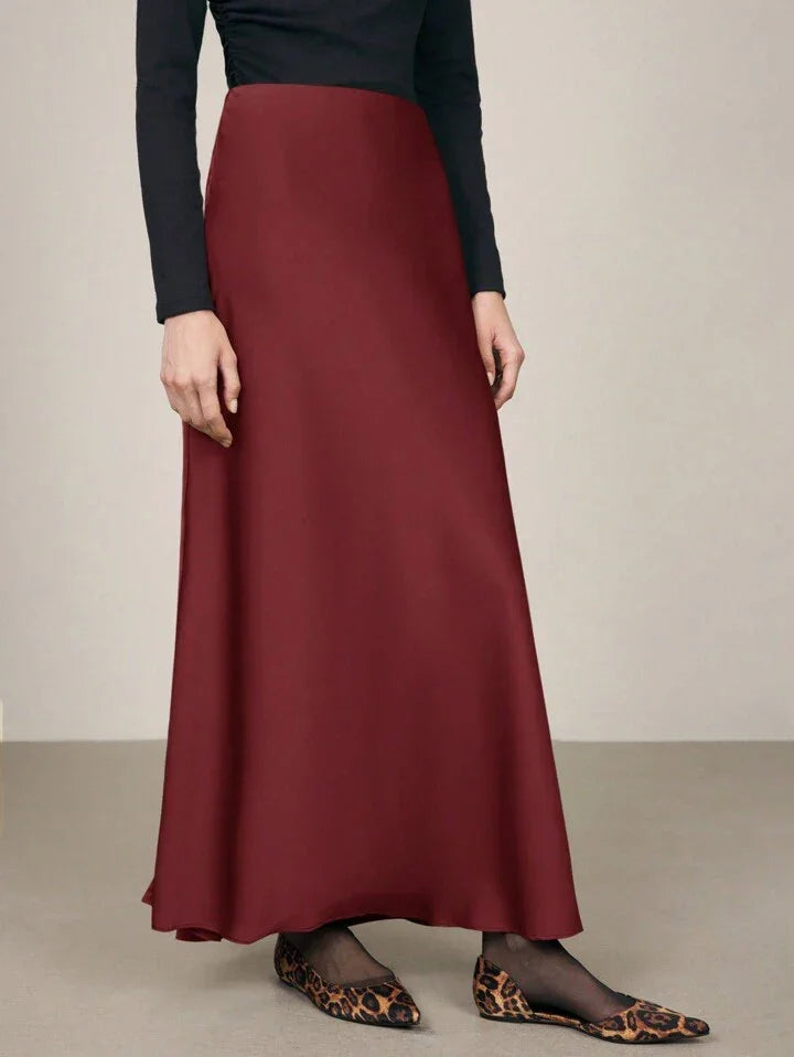 Minimalist Satin Slip Skirt - LA FEMME WANDERER