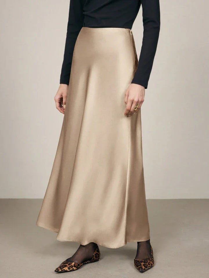 Minimalist Satin Slip Skirt - LA FEMME WANDERER