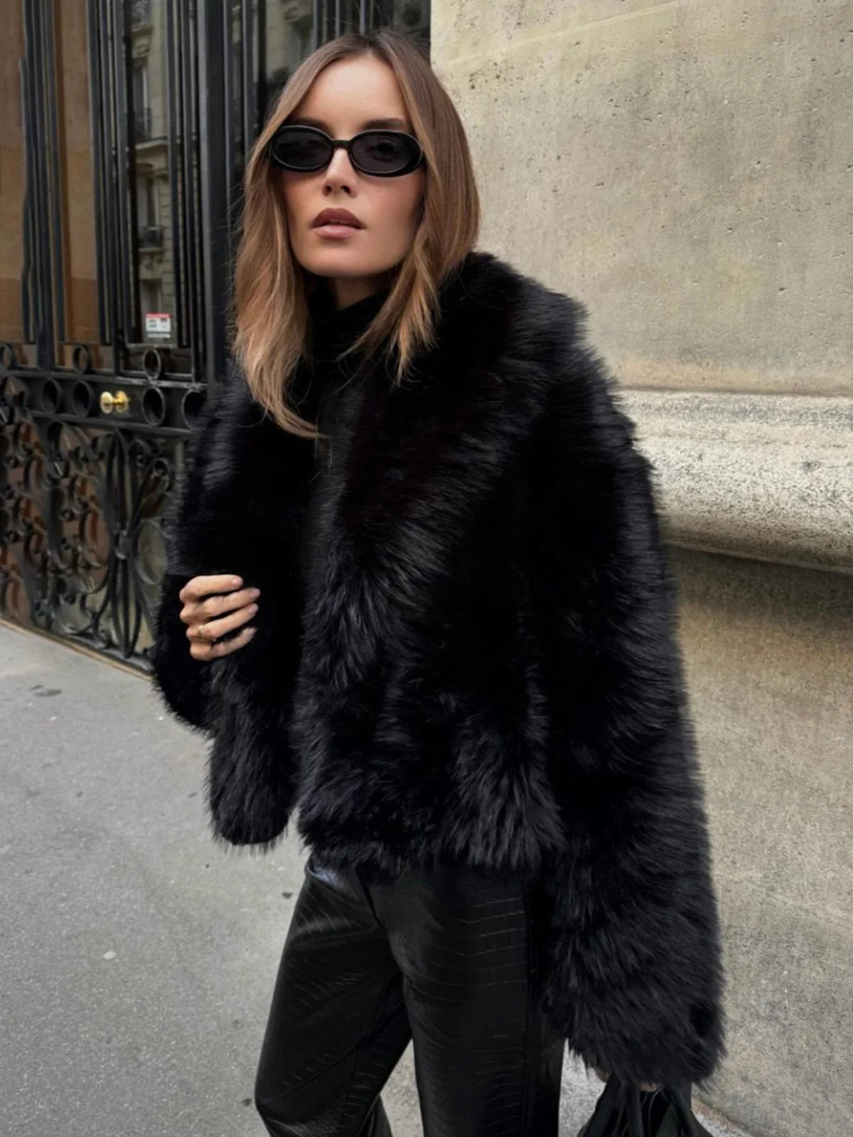 Solid Faux Fur Collar Jacket - LA FEMME WANDERER