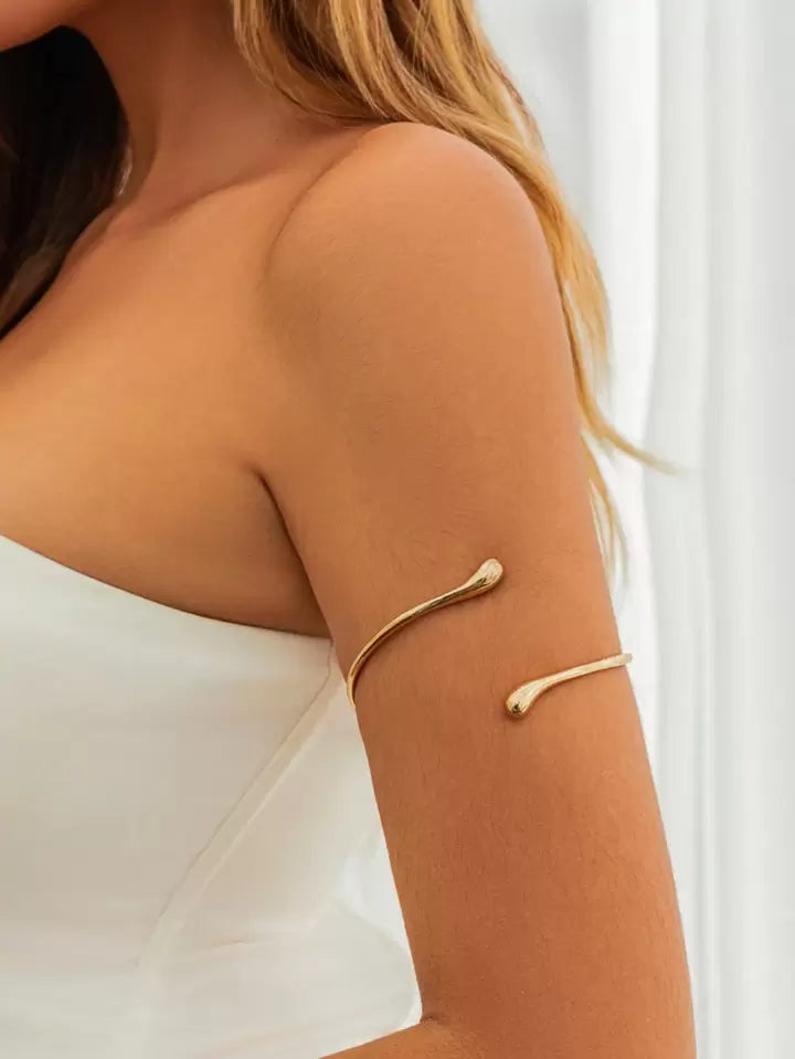 Chic Design Metal Drop Armband - LA FEMME WANDERER