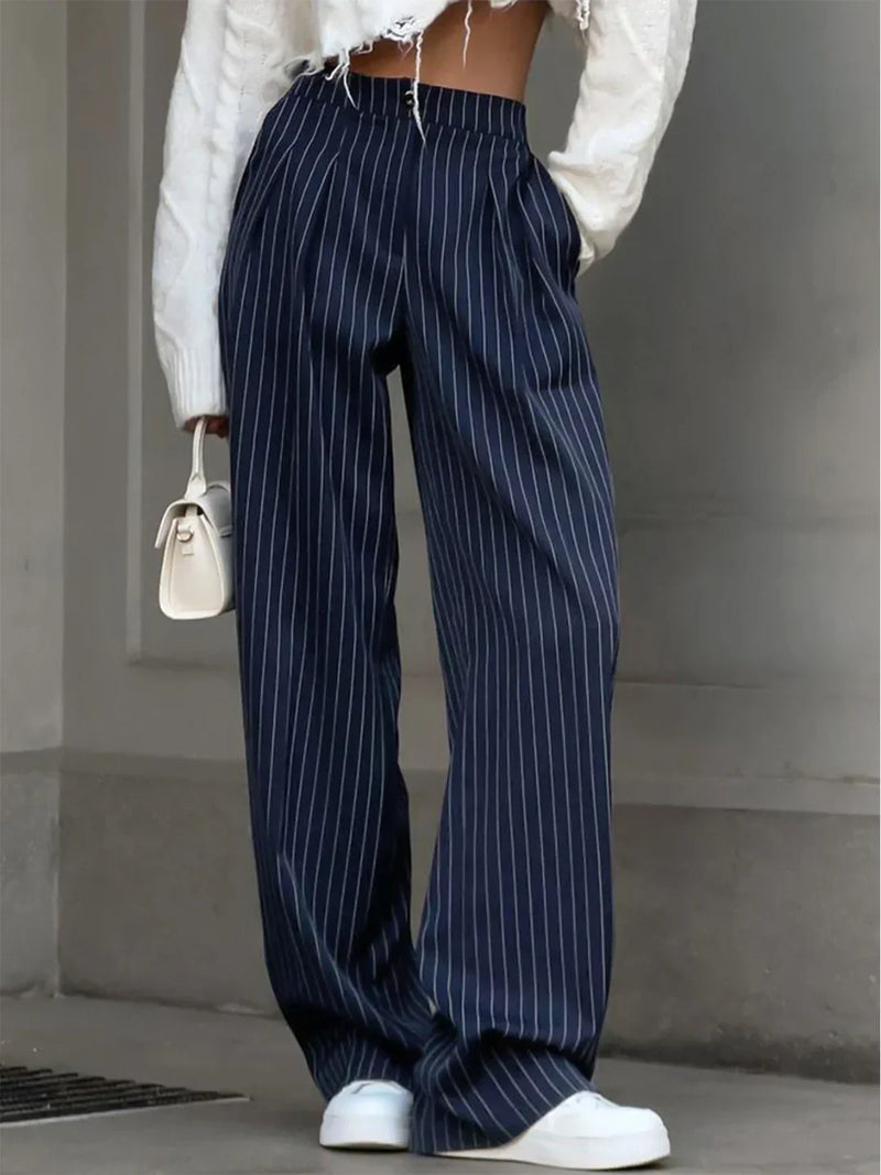 Pantalones de vestir de pierna ancha con pliegues y raya diplomática