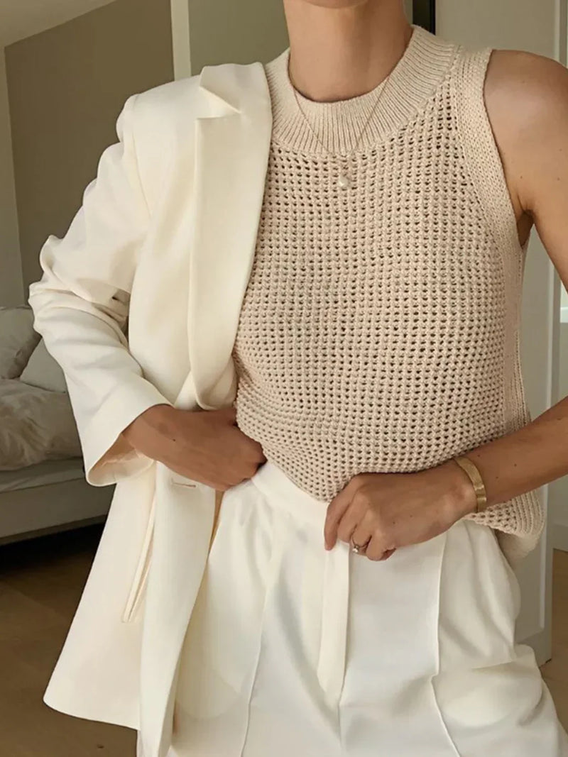 Top de tirantes de punto liso que combina con todo